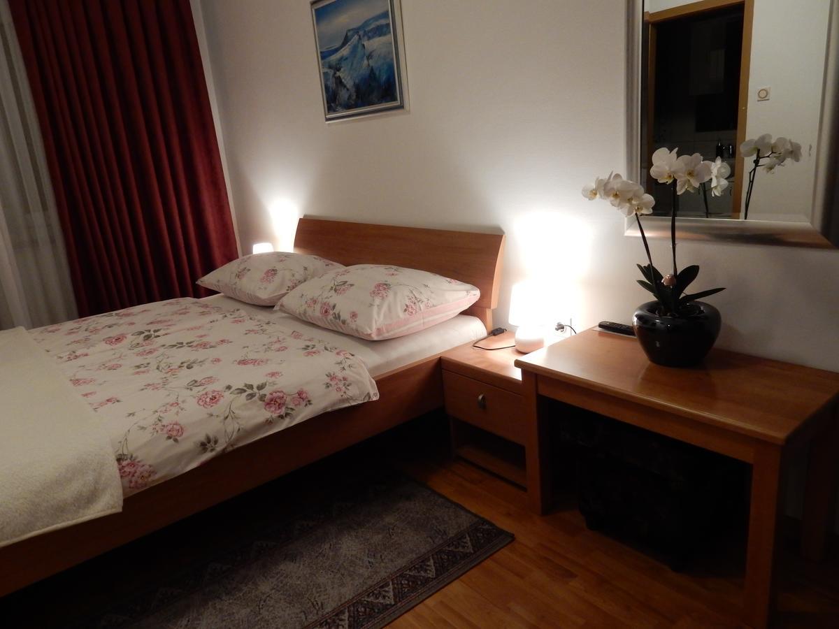 Rooms Kapelj Postojna Exterior photo